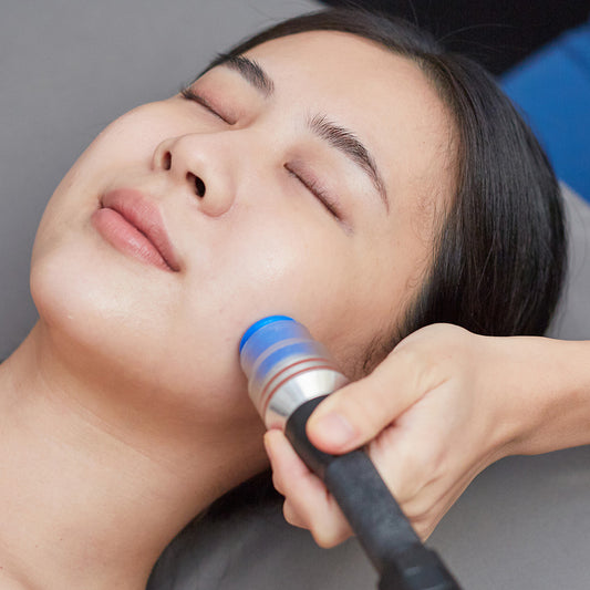 Illuminate™ Facial