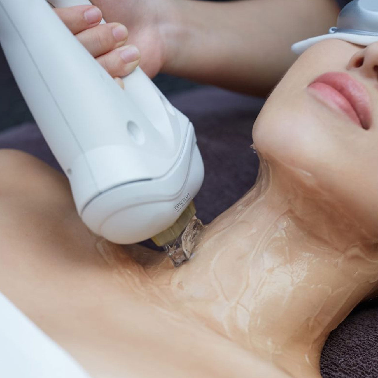 Duo-Intensive Neck & Décolleté Treatment Duo-Intensive Neck & Décolleté Treatment