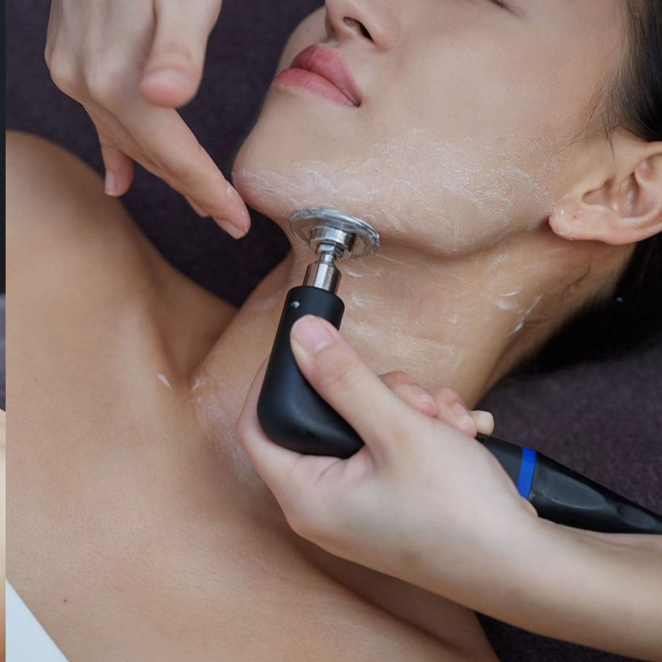 Proionic™ Multi-Sculpting Chin & Neck Treatment Proionic™ Multi-Sculpting Chin & Neck Treatment