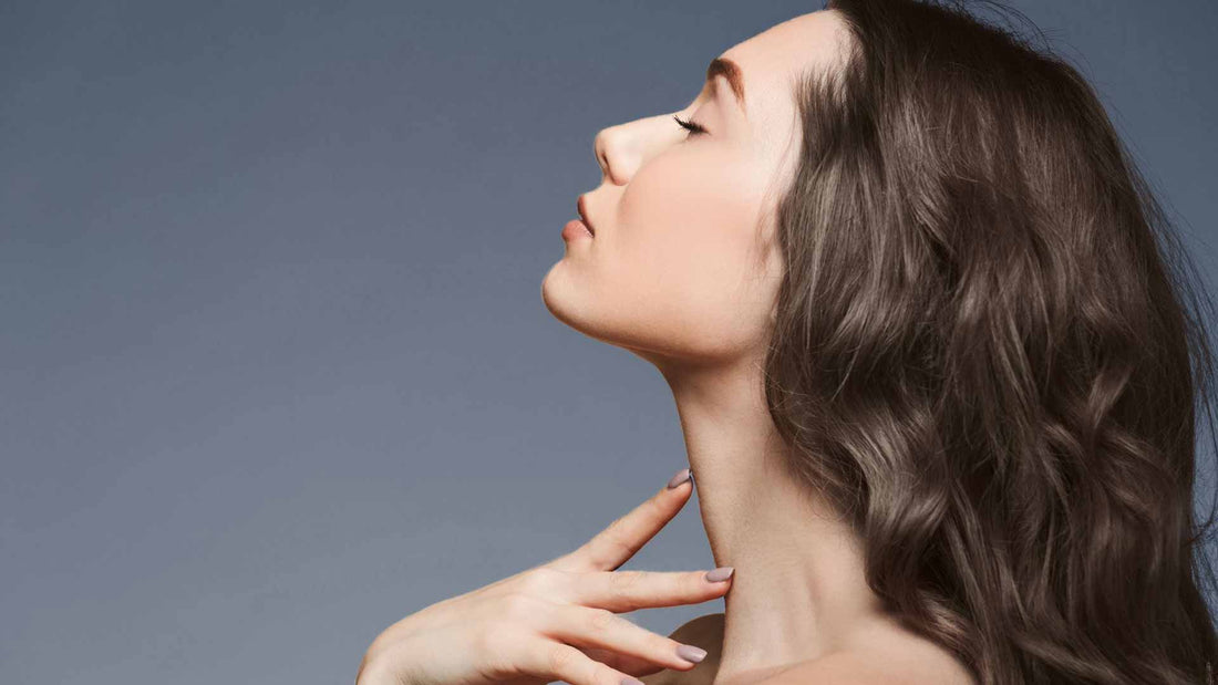 The Perfect How-To for a Flawless Neck & Décolleté